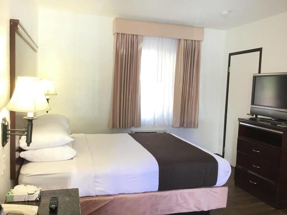 Downtown San Diego Lodge Экстерьер фото